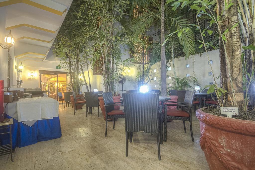 Cartagena Hotel Monterrey المظهر الخارجي الصورة